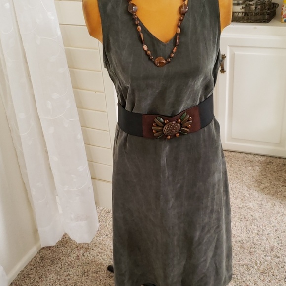 Rabbit Rabbit Rabbit Dresses & Skirts - Rabbit Rabbit Rabbit  size 14p 100% silk dress